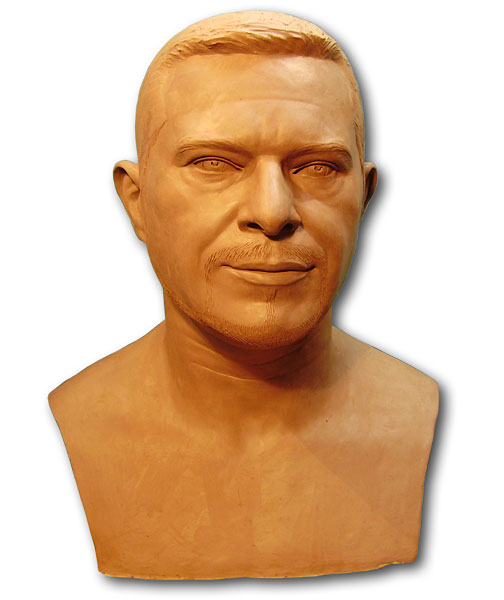 Busto de Gaspar Sánchez Salas (escritor). Escultores en Barcelona