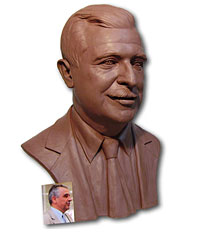 Bust of the president of Semillas Fito