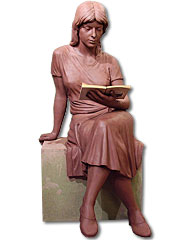 Girl reading, Sculptor in Barcelona